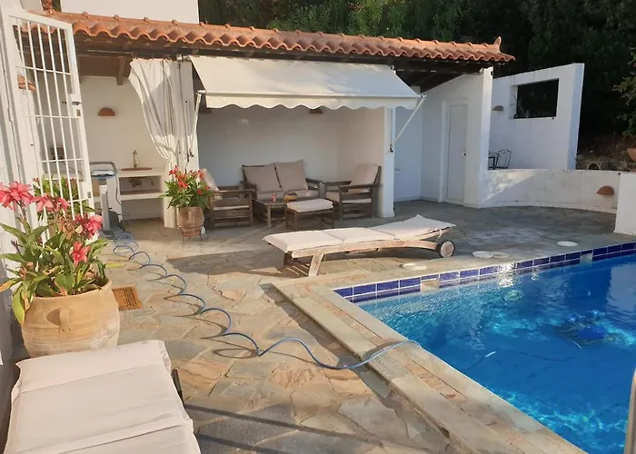 Beautiful Vacation In Greece Villa
